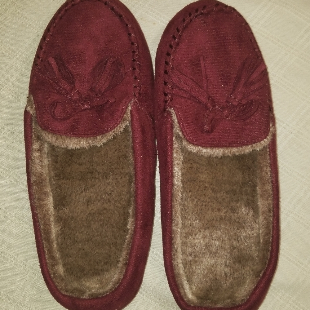 NWOT Women's Genuine Suede Moccasins